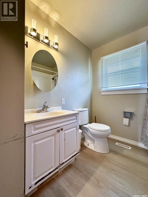 840 5th Avenue Ne, Swift Current, Saskatchewan  S9H 2L4 - Photo 9 - SK007391