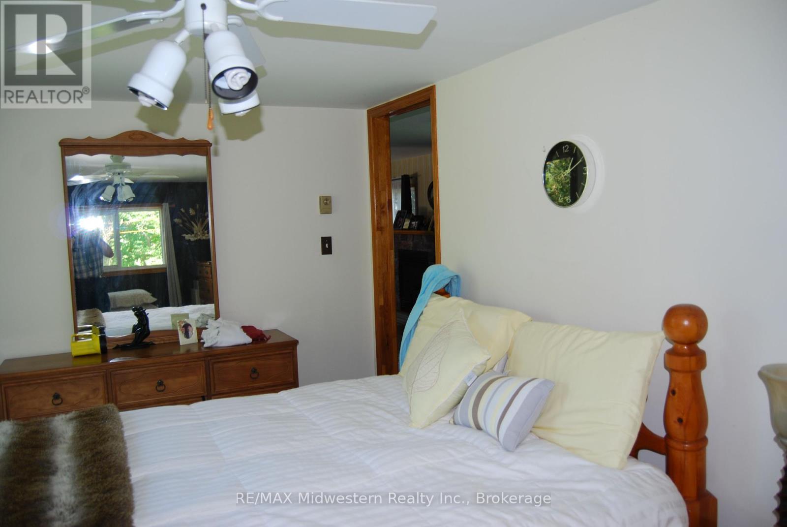 39668 Amberley Road, North Huron, Ontario  N0G 2W0 - Photo 17 - X12176753