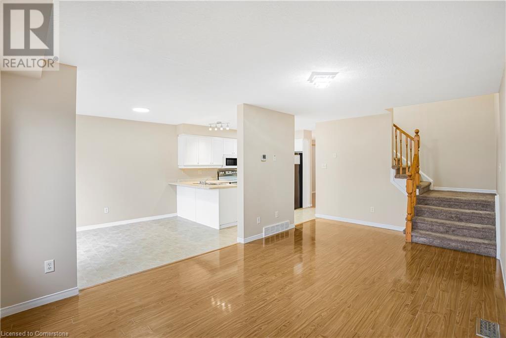 74 Blue Lace Crescent, Kitchener, Ontario  N2E 3X1 - Photo 12 - 40733389