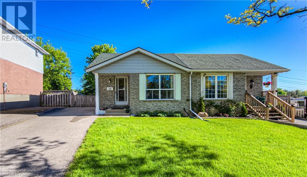 Property at 10 CATALINA Court image 1