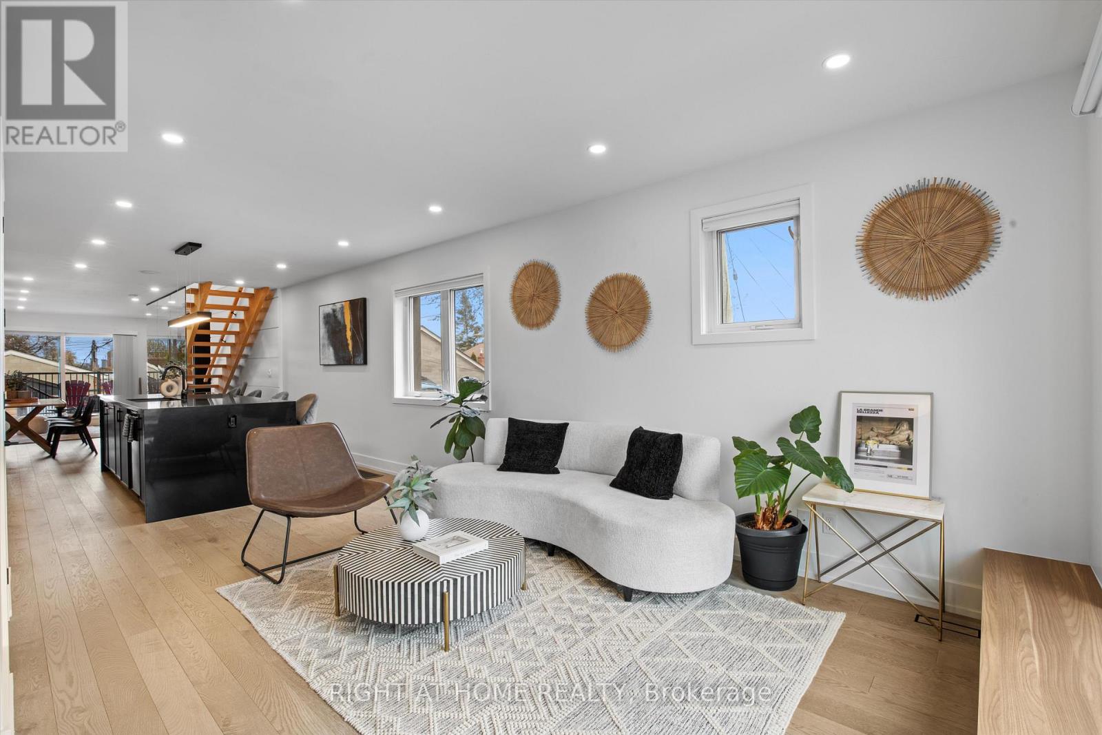 65 Aileen Avenue, Toronto, Ontario  M6M 1E7 - Photo 3 - W12177927