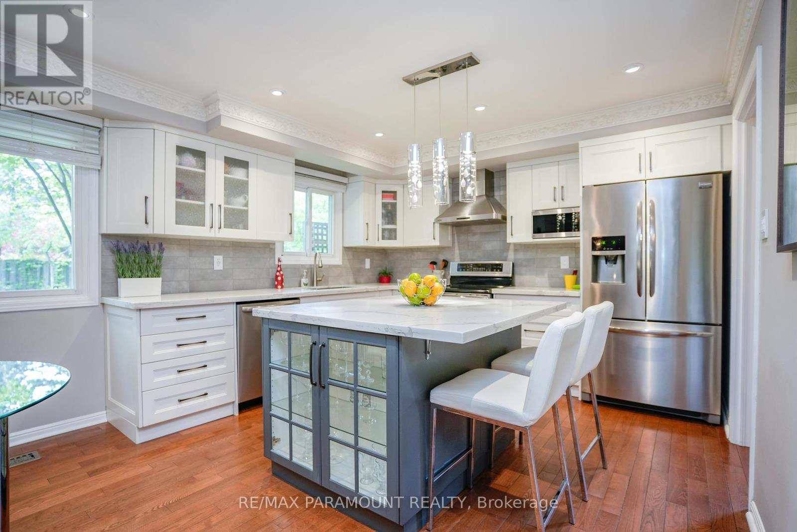 44 Cairnmore Court, Brampton (Snelgrove), Ontario  L6Z 1T6 - Photo 10 - W12177977