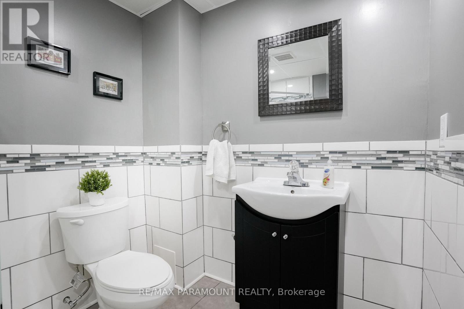 44 Cairnmore Court, Brampton, Ontario  L6Z 1T6 - Photo 37 - W12177977