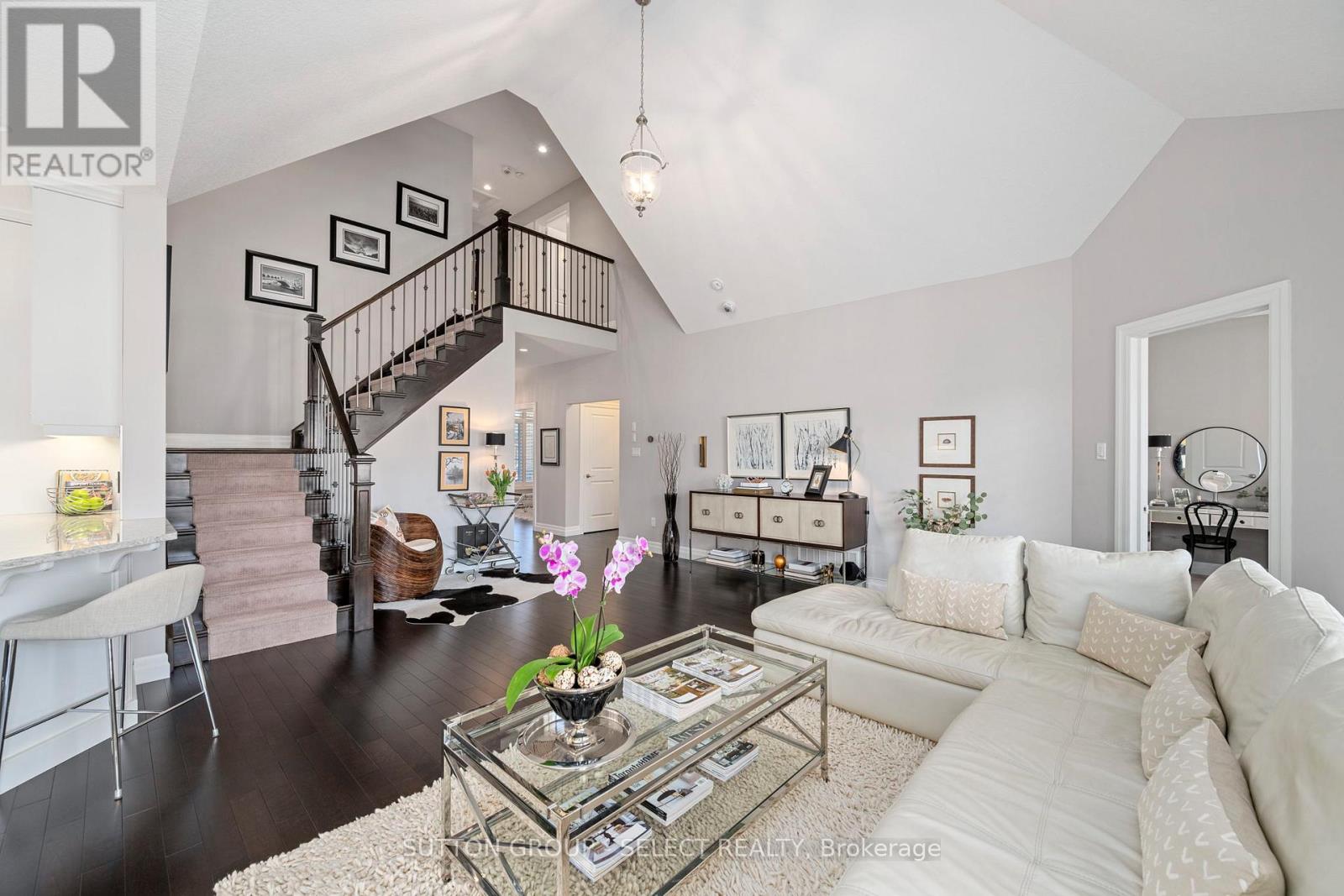Photo 16 of 50 for 20 - 2081 Wallingford Avenue