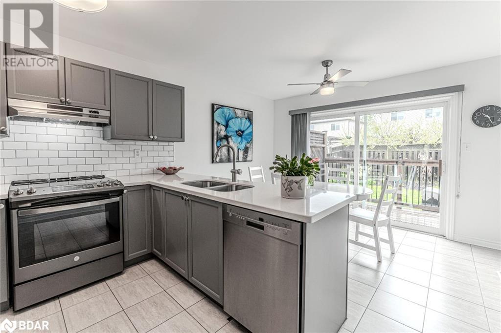 37 Osprey Ridge Road, Barrie, Ontario  L4M 6P2 - Photo 4 - 40732570