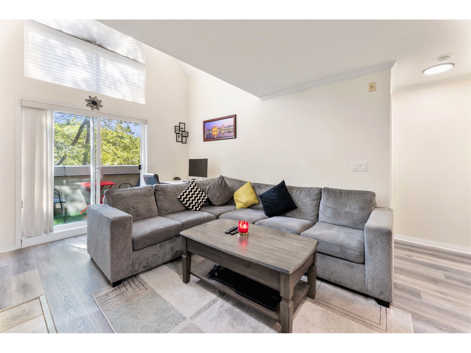 406 12155 75a Avenue, Surrey, British Columbia  V3W 1B9 - Photo 4 - R3007138