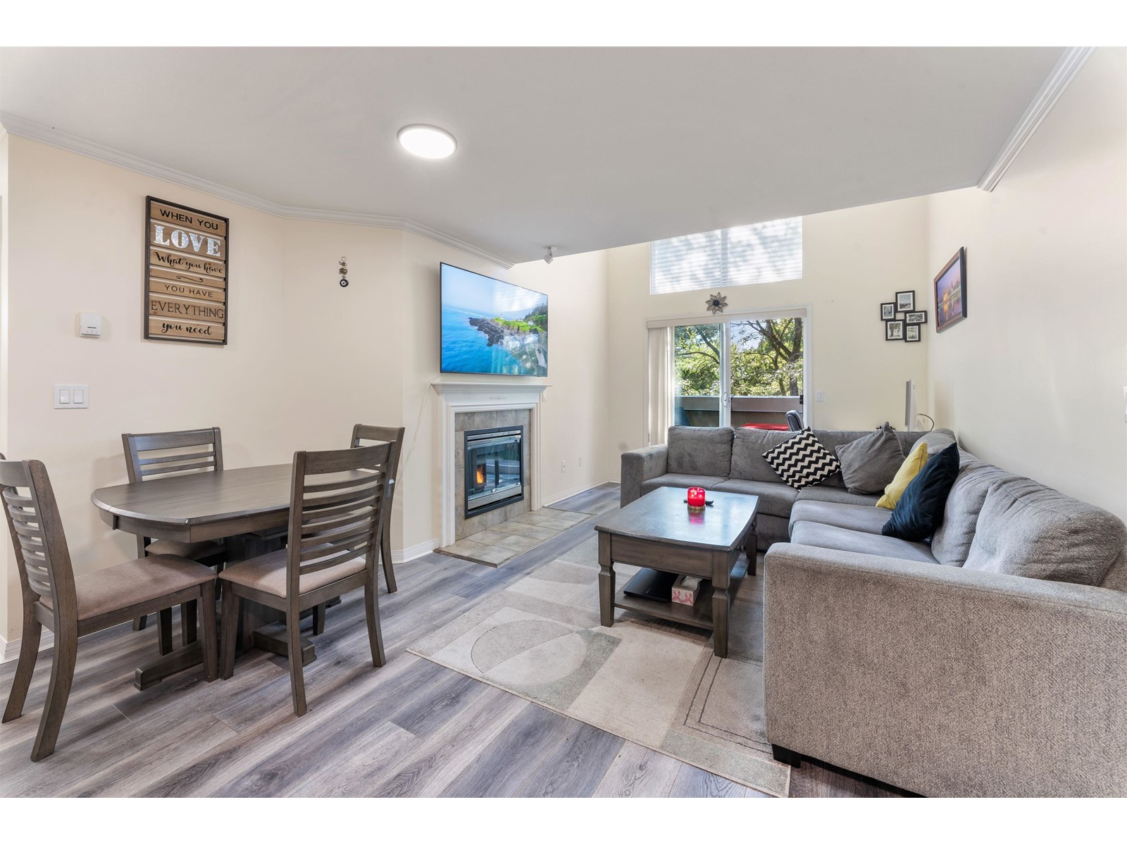 406 12155 75a Avenue, Surrey, British Columbia  V3W 1B9 - Photo 3 - R3007138