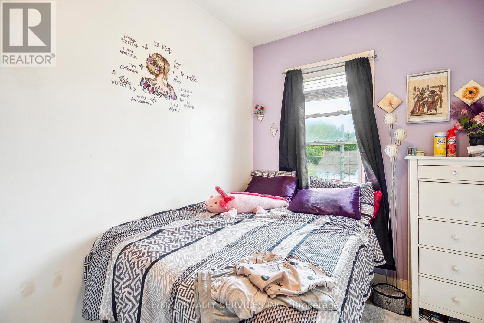 5042 Ontario Avenue, Niagara Falls, Ontario  L2E 3R9 - Photo 11 - X12177903