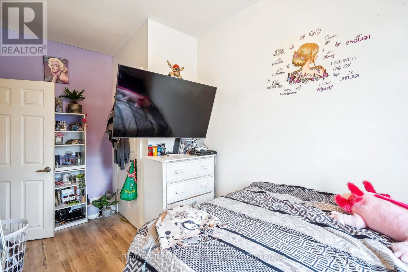 5042 Ontario Avenue, Niagara Falls, Ontario  L2E 3R9 - Photo 12 - X12177903