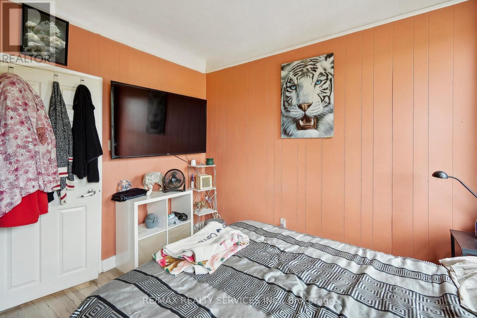 5042 Ontario Avenue, Niagara Falls, Ontario  L2E 3R9 - Photo 15 - X12177903