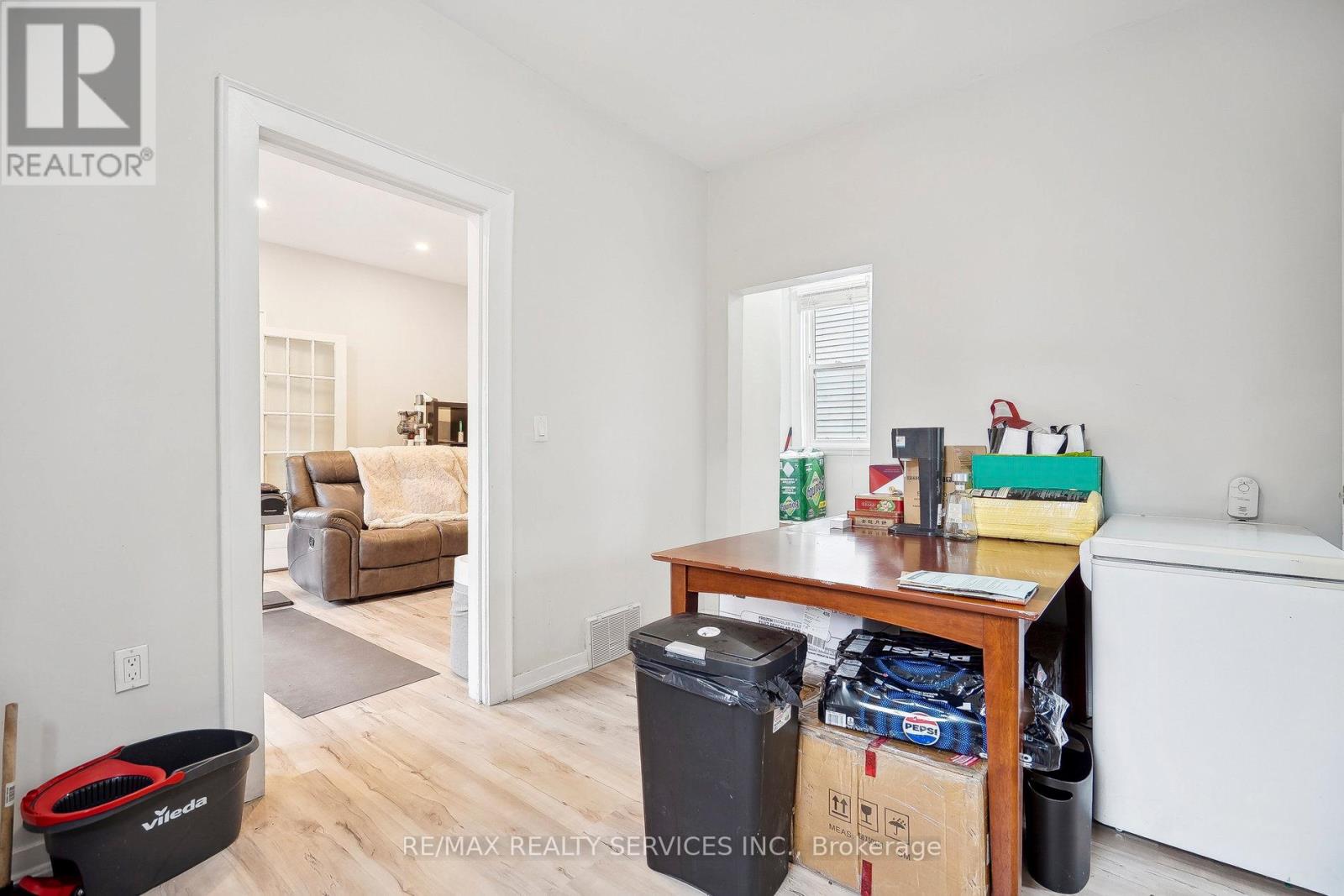 5042 Ontario Avenue, Niagara Falls, Ontario  L2E 3R9 - Photo 18 - X12177903
