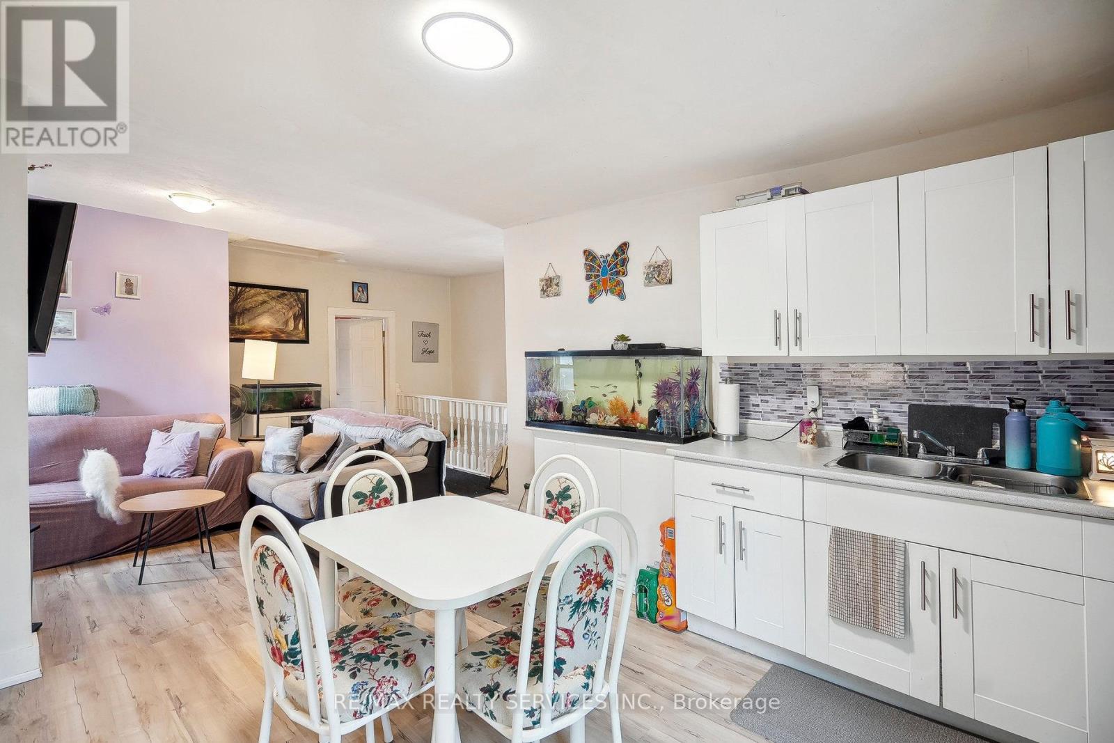 5042 Ontario Avenue, Niagara Falls, Ontario  L2E 3R9 - Photo 8 - X12177903