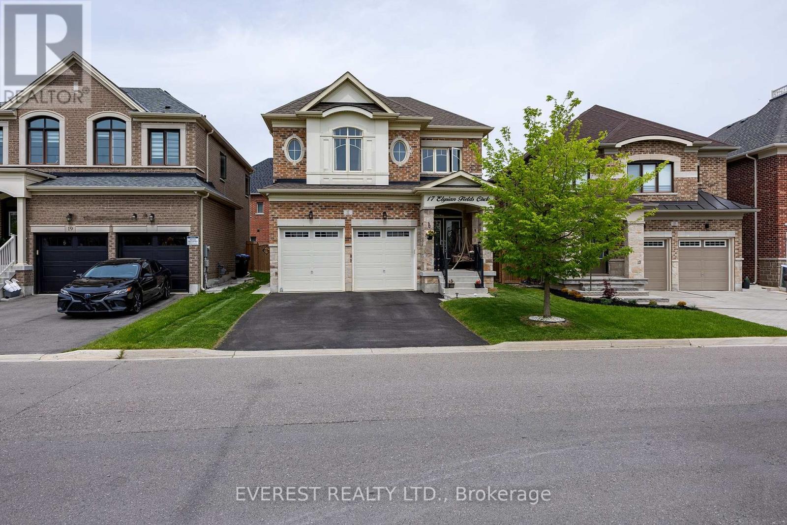 17 ELYSIAN FIELD CIRCLE E, Brampton, Ontario