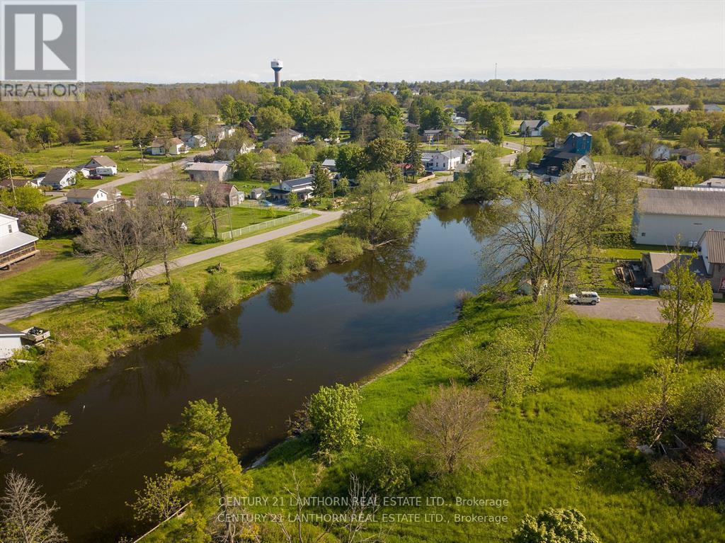 23 Pigtail Lane, Prince Edward County, Ontario  K0K 1L0 - Photo 10 - X12178018