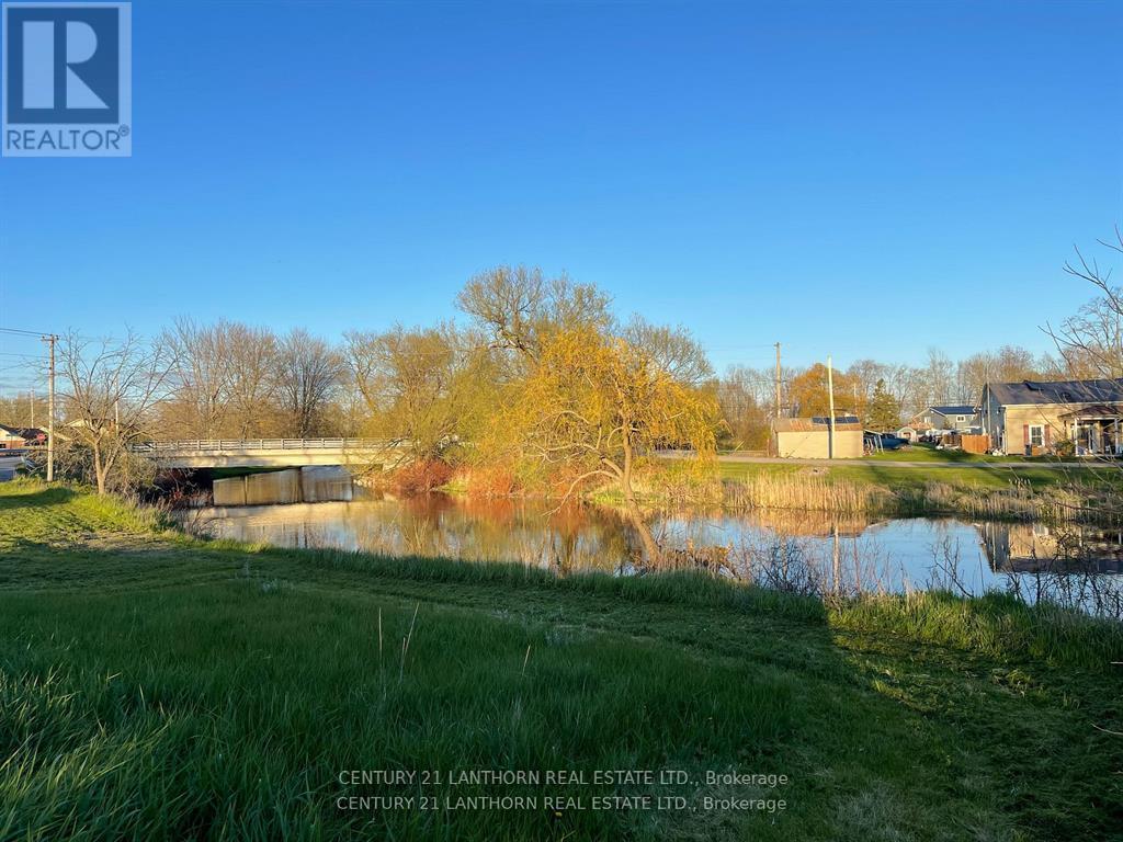 23 Pigtail Lane, Prince Edward County, Ontario  K0K 1L0 - Photo 12 - X12178018