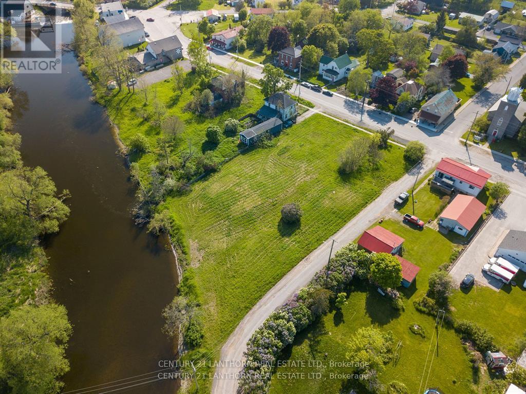 23 Pigtail Lane, Prince Edward County, Ontario  K0K 1L0 - Photo 3 - X12178018