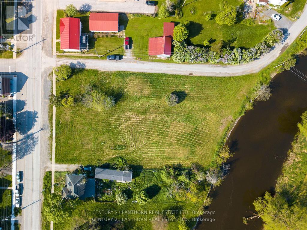 23 Pigtail Lane, Prince Edward County, Ontario  K0K 1L0 - Photo 8 - X12178018