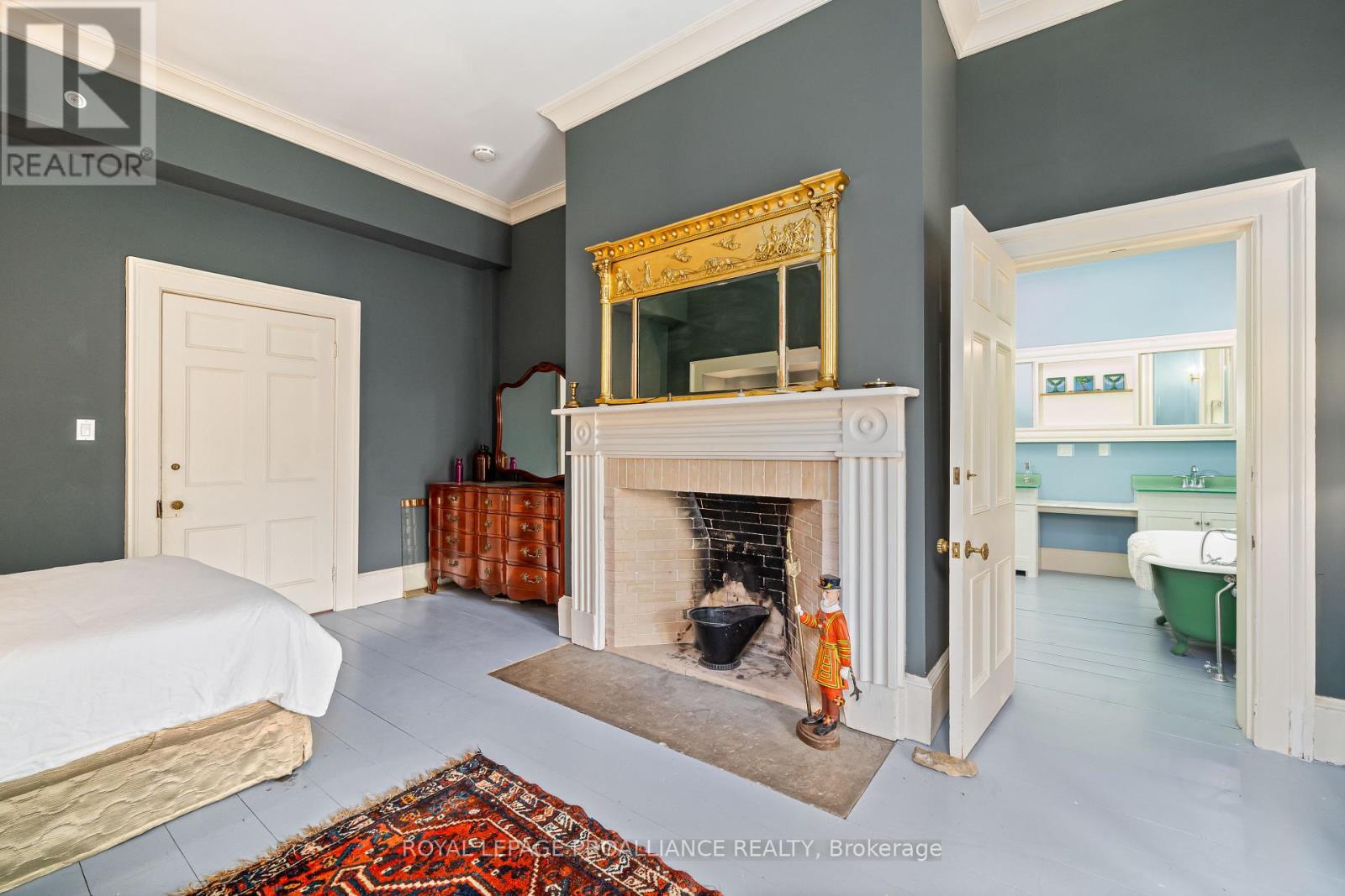 1479 Lakeside Drive, Prince Edward County, Ontario  K0K 2T0 - Photo 19 - X12178049