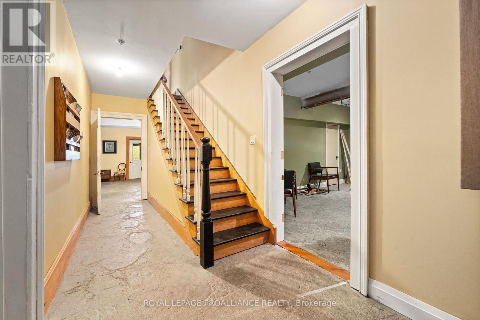 1479 Lakeside Drive, Prince Edward County, Ontario  K0K 2T0 - Photo 27 - X12178049