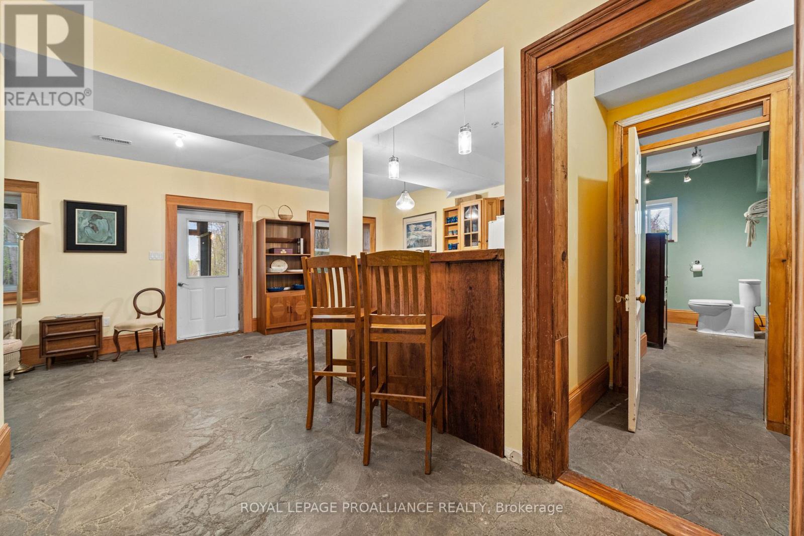 1479 Lakeside Drive, Prince Edward County, Ontario  K0K 2T0 - Photo 29 - X12178049