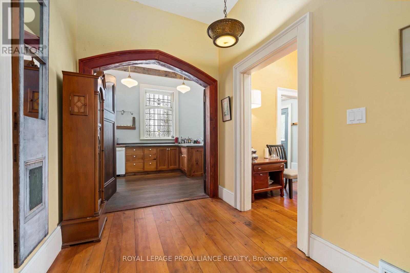 1479 Lakeside Drive, Prince Edward County, Ontario  K0K 2T0 - Photo 9 - X12178049