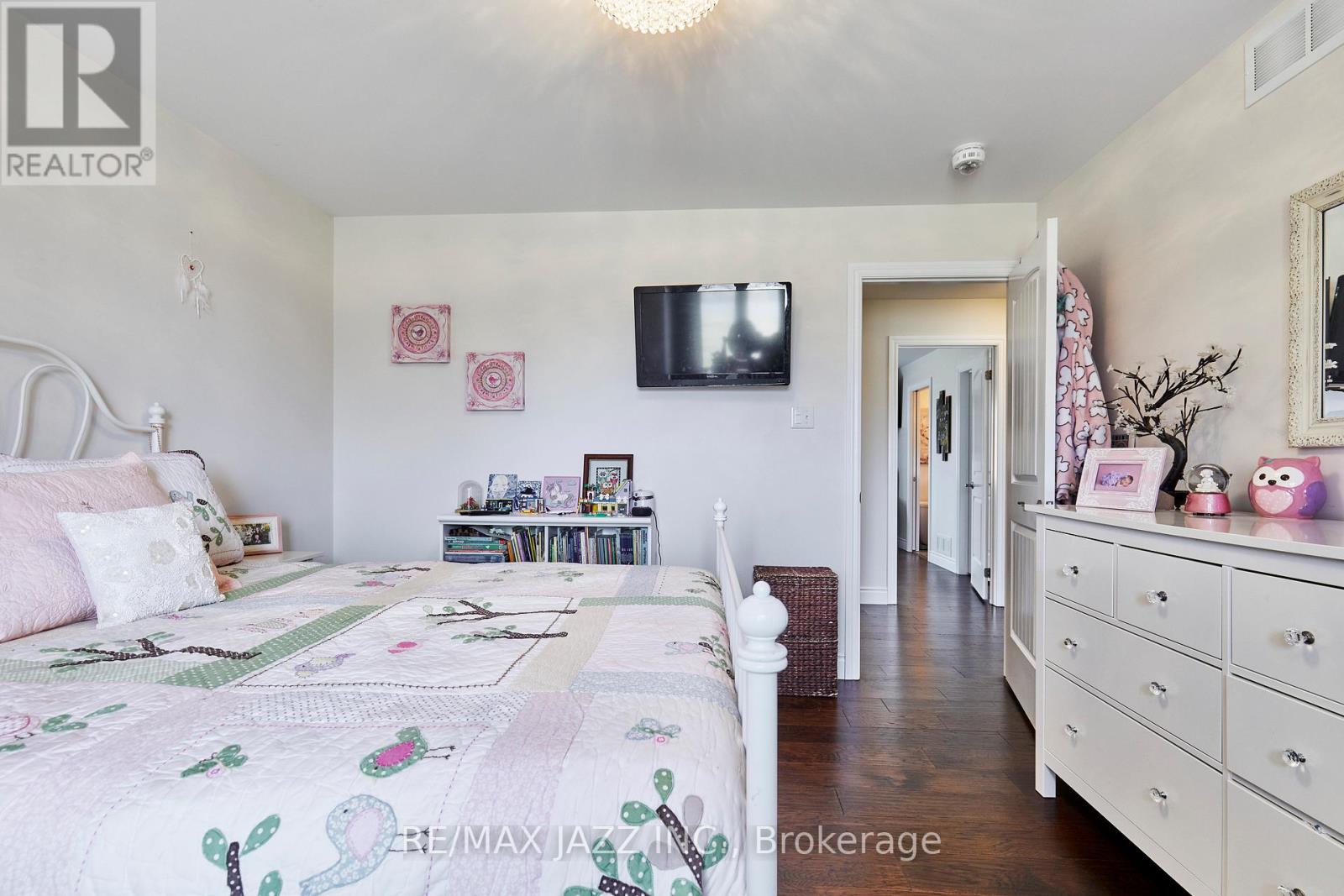 137 Sharpe Line, Cavan Monaghan, Ontario  L0A 1C0 - Photo 27 - X12178111