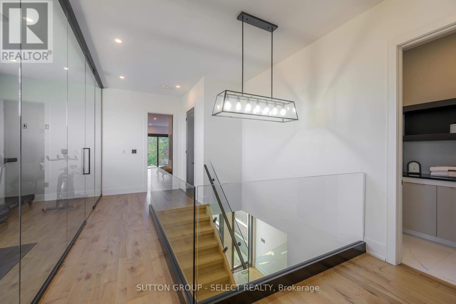 2 - 567 Rosecliffe Terrace, London South, Ontario  N6K 0E2 - Photo 17 - X12178071