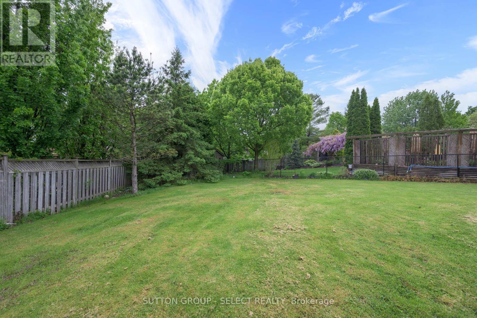 38 Moraine Walk, London North (North A), Ontario  N6G 4Y8 - Photo 45 - X12178077