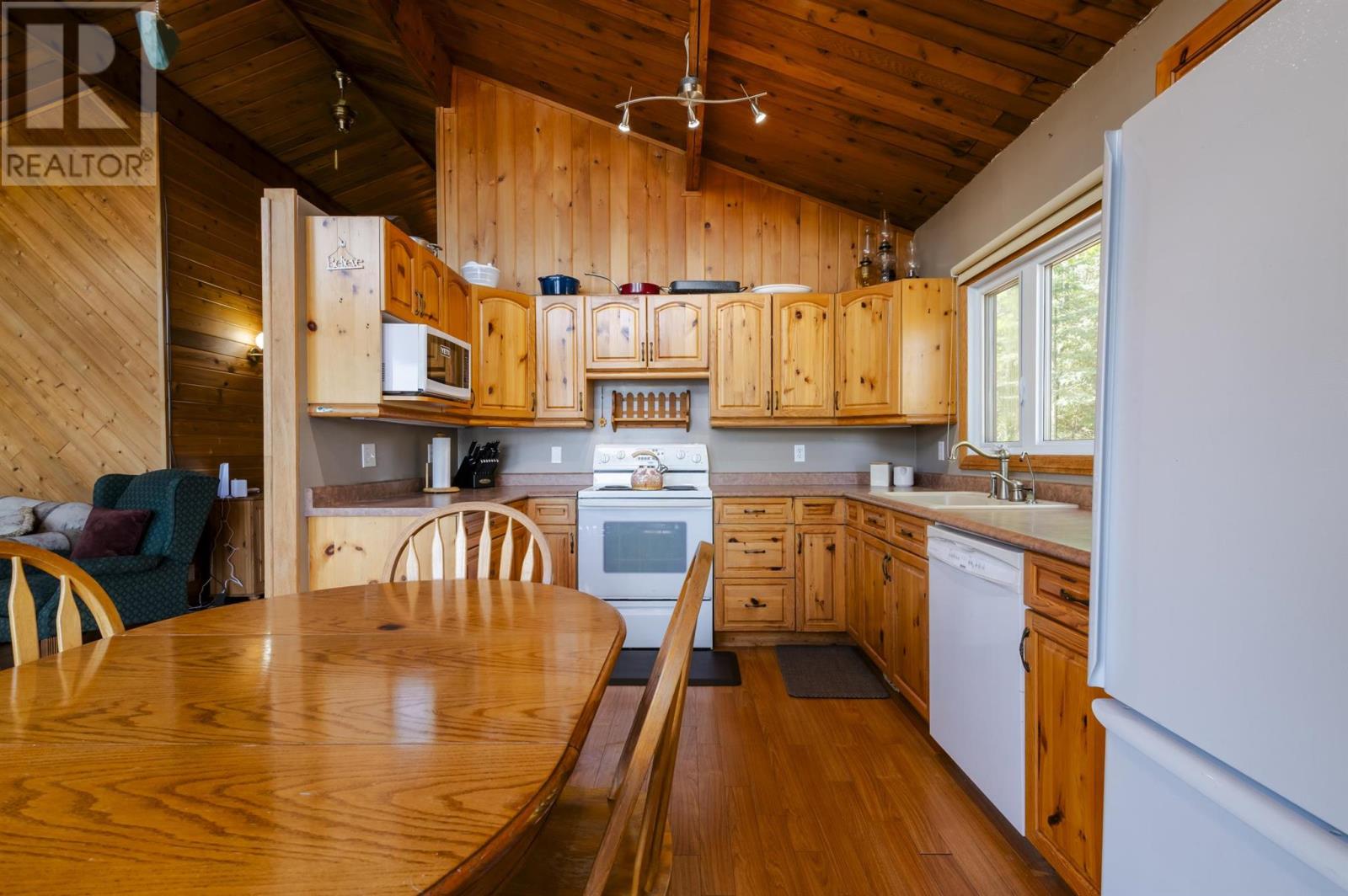 519 B Oldford Rd, Kenora, Ontario  P0X 1C0 - Photo 20 - TB251381