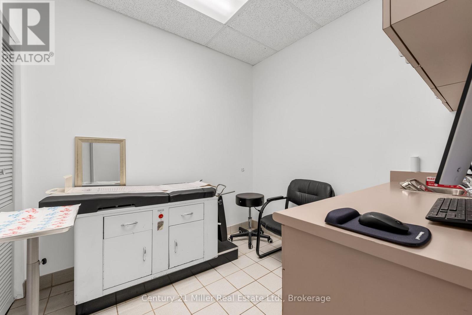 414 - 2000 Credit Valley Road, Mississauga, Ontario  L5M 4N4 - Photo 7 - W12178041