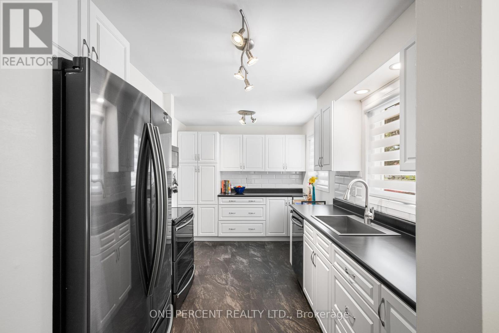 6083 Des Treflieres Garden, Ottawa, Ontario  K1C 5V2 - Photo 12 - X12177991