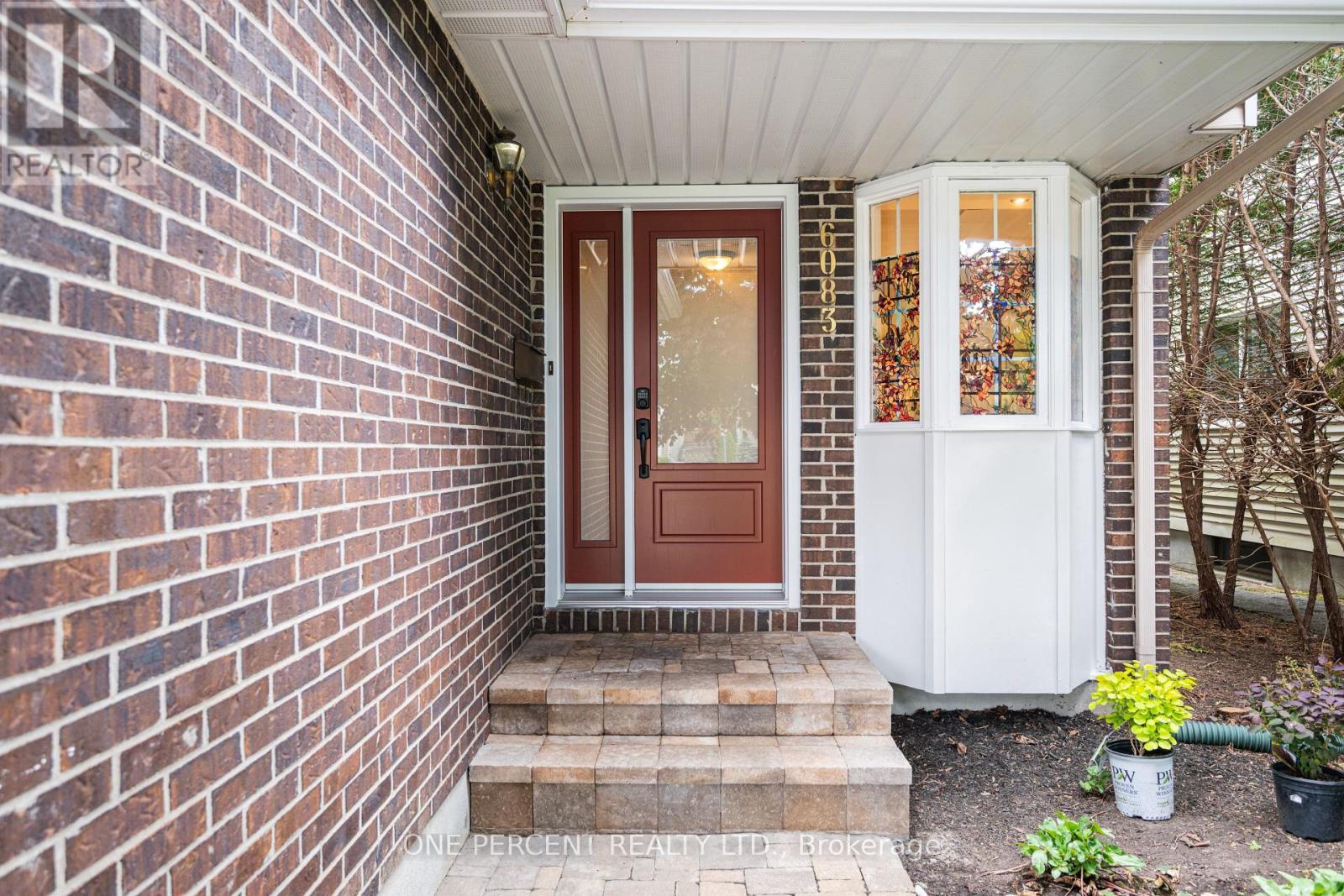 6083 Des Treflieres Garden, Ottawa, Ontario  K1C 5V2 - Photo 3 - X12177991