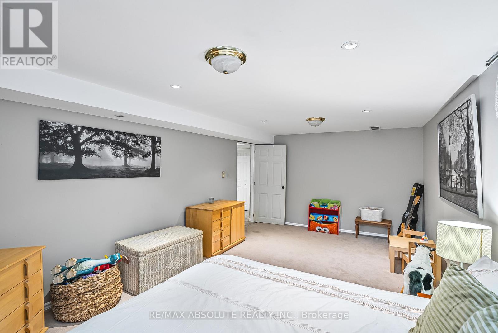 68 St Claire Avenue, Ottawa, Ontario  K2G 2A4 - Photo 37 - X12178083