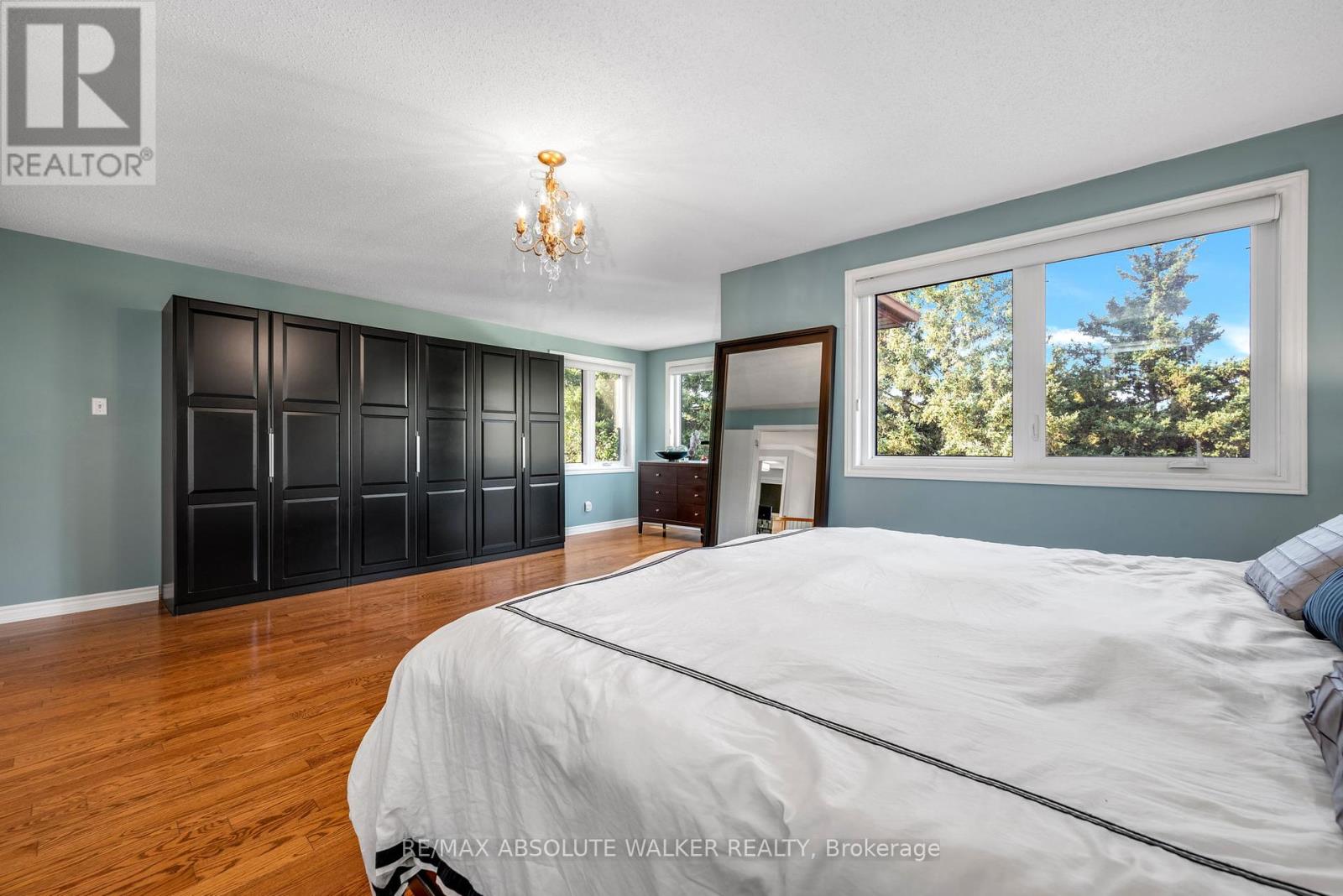 1415 Forest Valley Drive, Ottawa, Ontario  K1C 5M8 - Photo 22 - X12178144