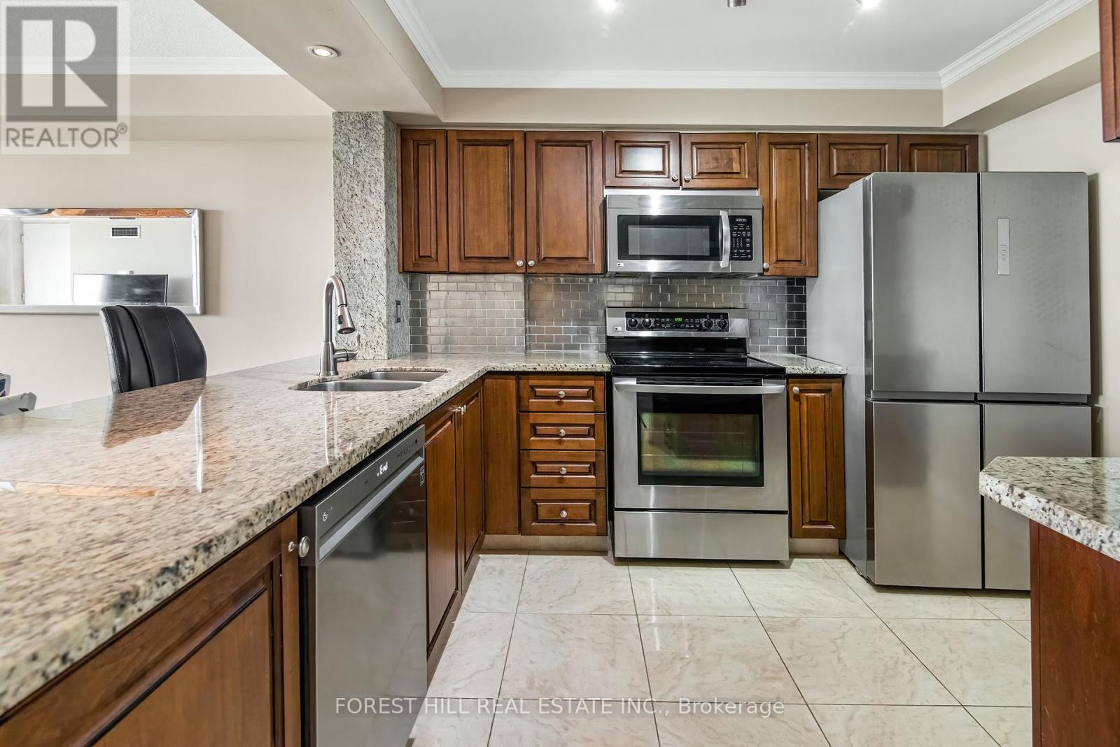 Property at 1108 - 3845 LAKE SHORE BOULEVARD W image 3