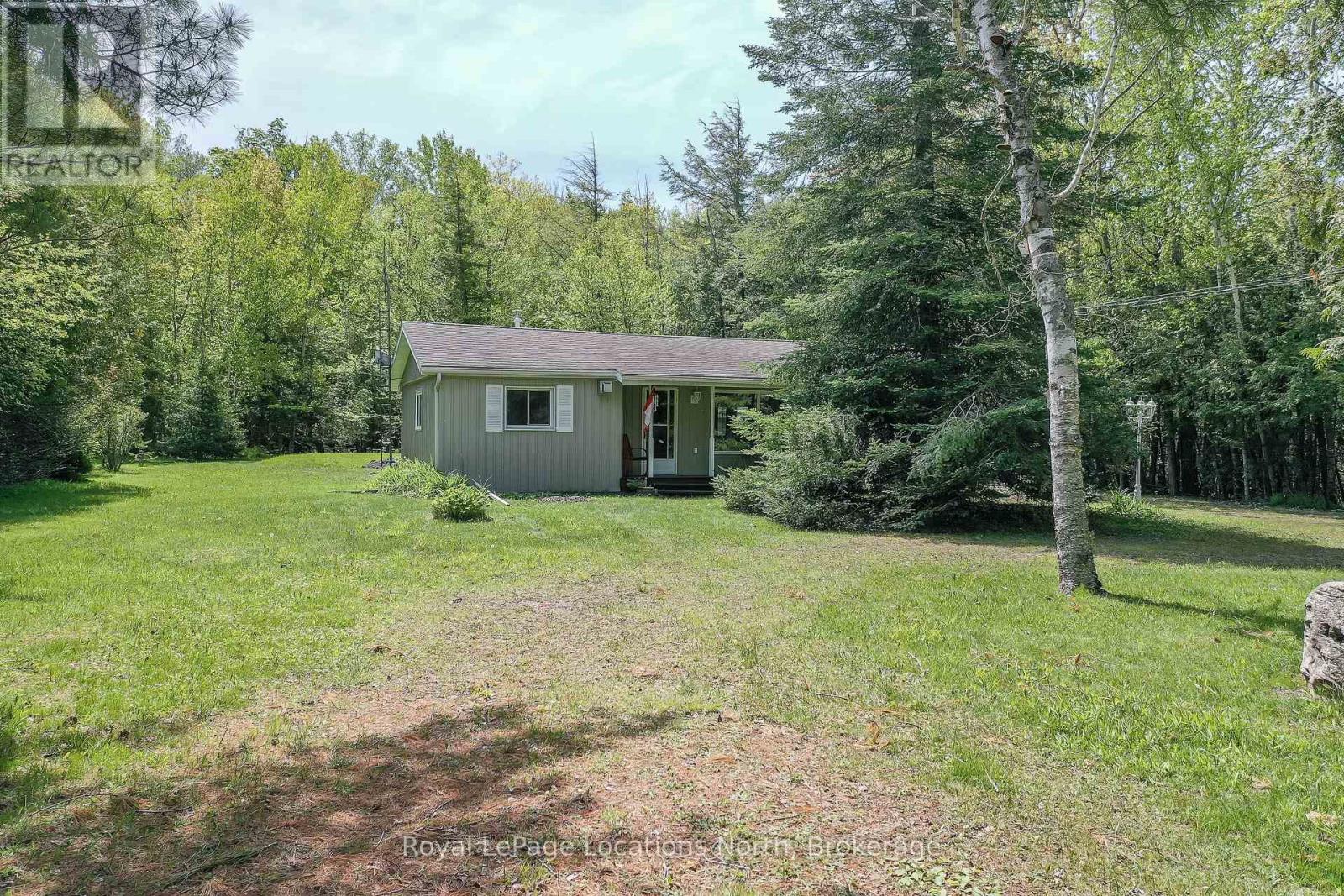2198 CHAMPLAIN ROAD, Tiny, Ontario