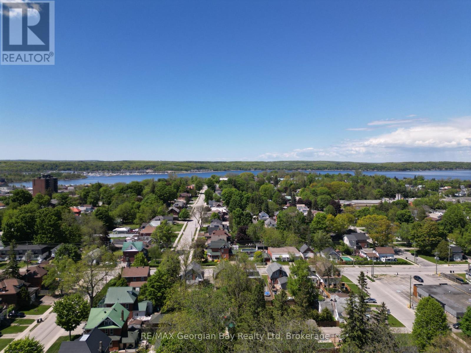 393 Hannah Street, Midland, Ontario  L4R 2G2 - Photo 6 - S12178080
