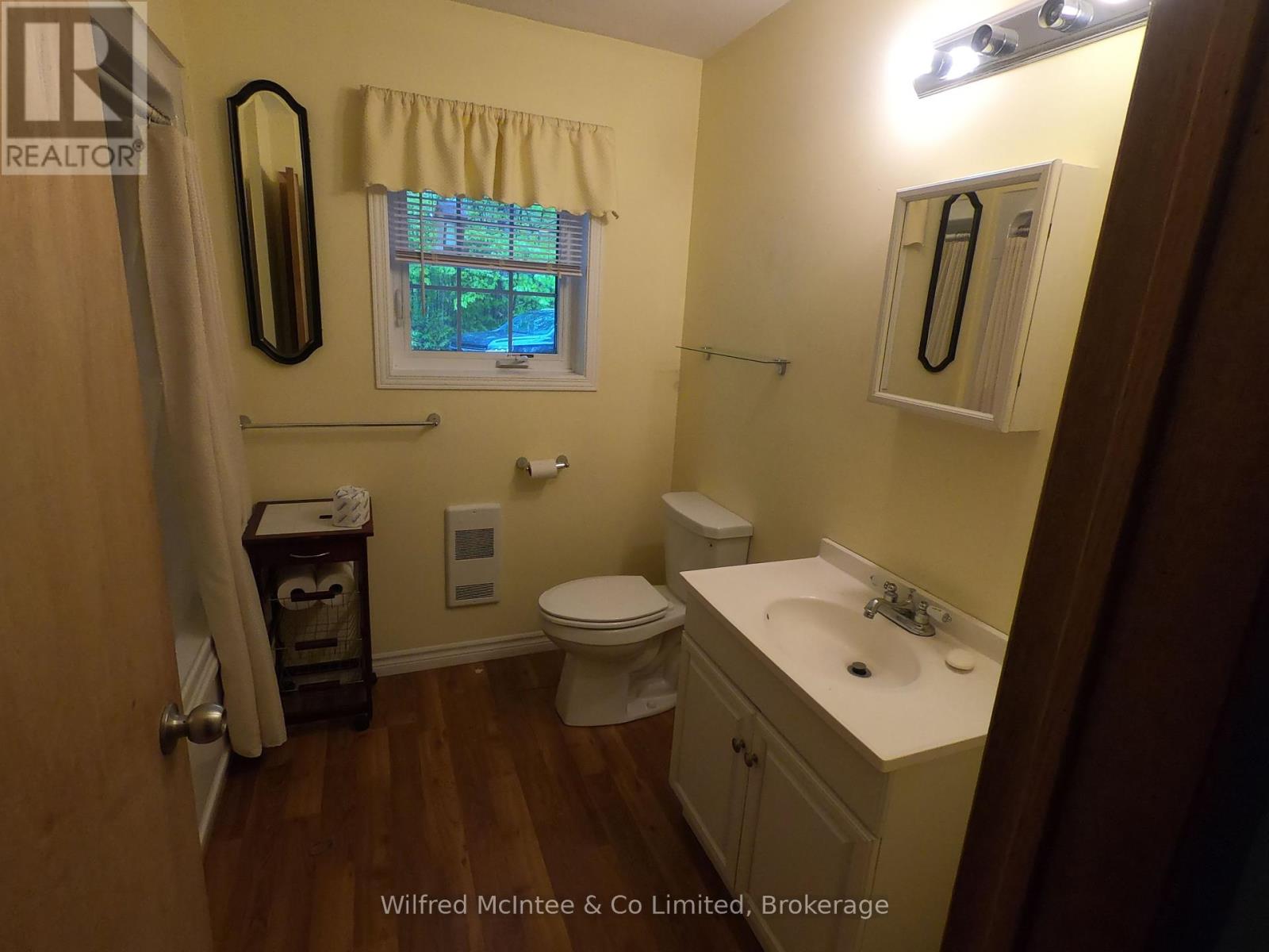 49 Beechwood Drive N, South Bruce Peninsula, Ontario  N0H 2G0 - Photo 21 - X12178044