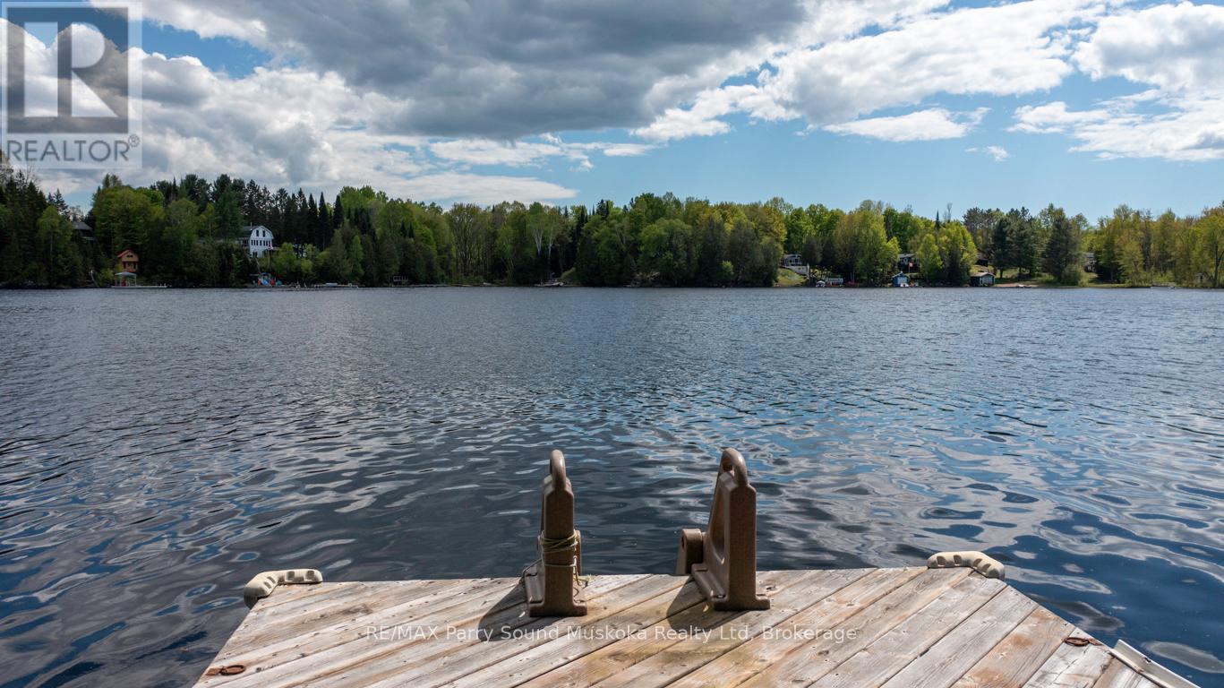 213 Dunchurch Estates Road, Whitestone, Ontario  P0A 1G0 - Photo 3 - X12178101