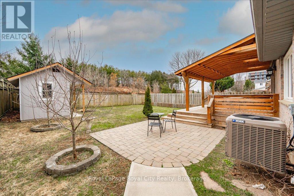 219 Elmira Road S, Guelph, Ontario  N1K 1R1 - Photo 43 - X12178112