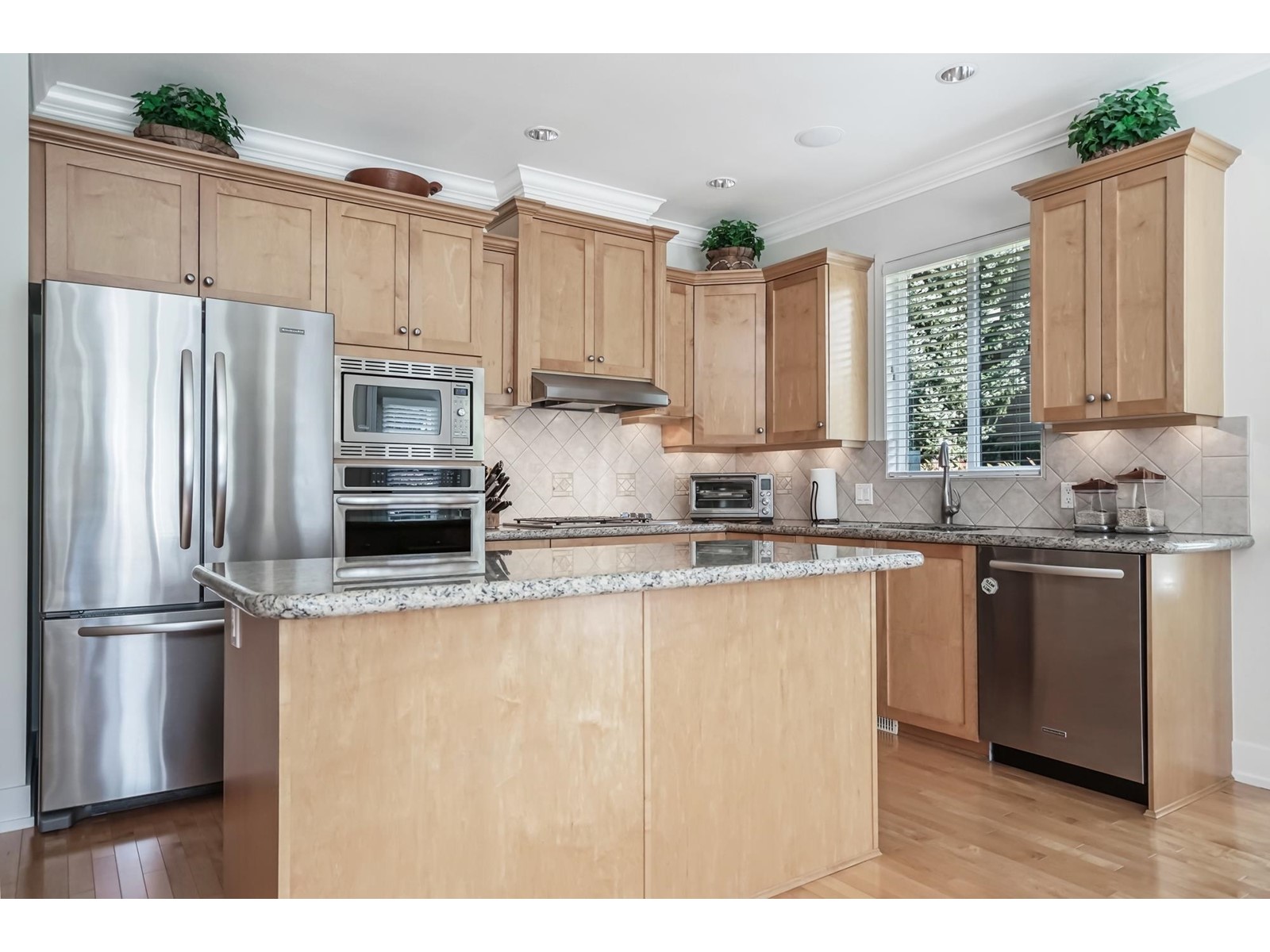 11 18088 8 Avenue, Surrey, British Columbia  V3Z 9T6 - Photo 6 - R2971222