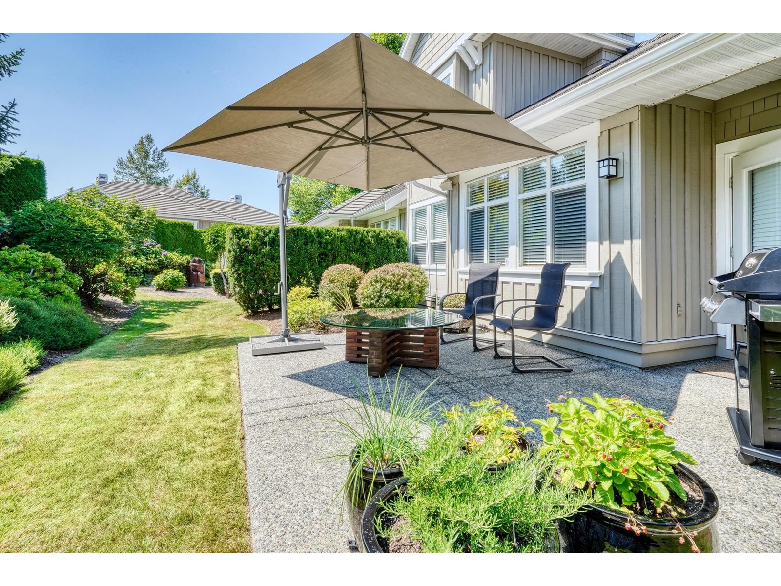 11 18088 8 Avenue, Surrey, British Columbia  V3Z 9T6 - Photo 1 - R2971222