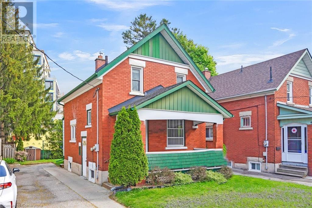 7 STAHL Avenue, kitchener, Ontario