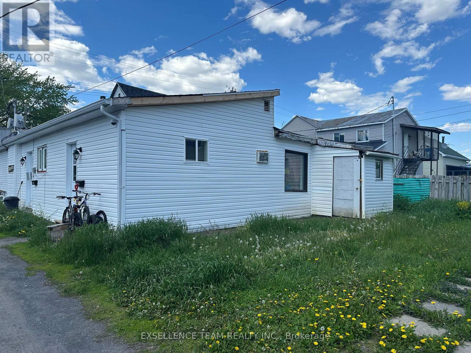 28 Lochiel Street, North Glengarry, Ontario  K0C 1A0 - Photo 8 - X12178032