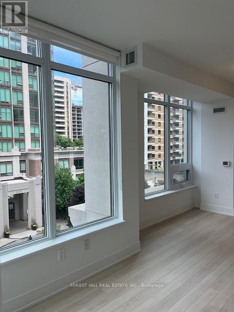 402 - 310 Tweedsmuir Avenue, Toronto, Ontario  M5P 2Y2 - Photo 10 - C12178055