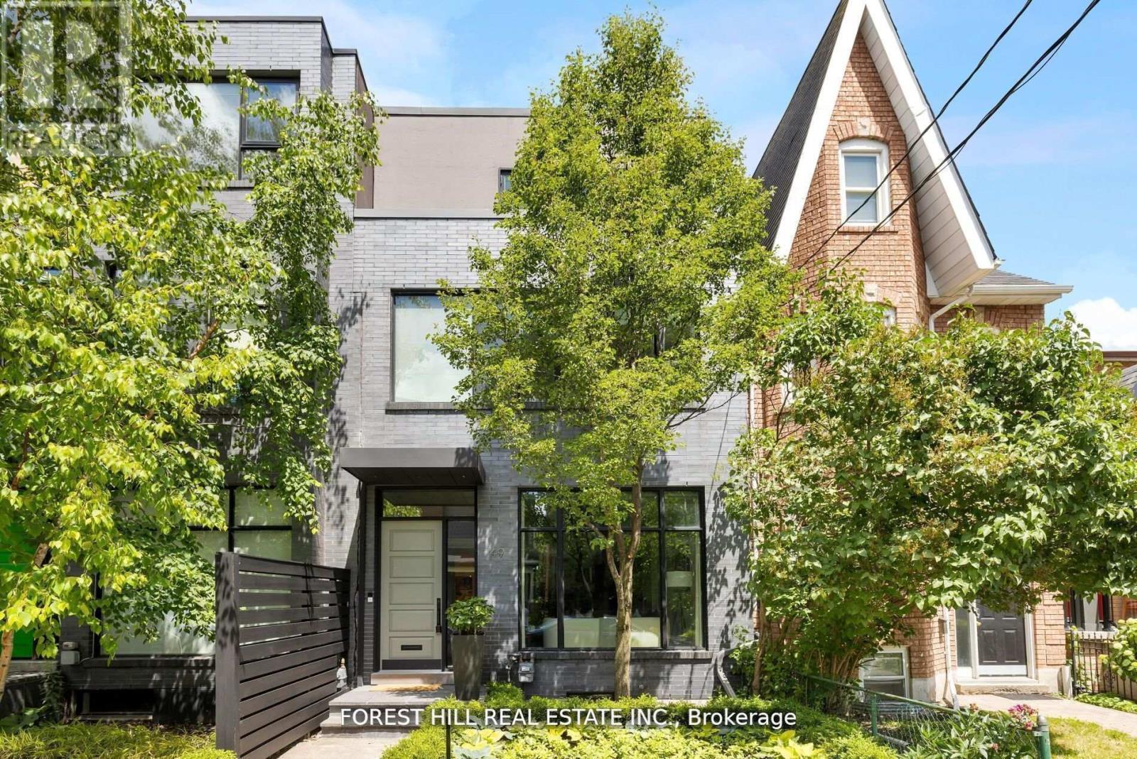 49 Brookfield Street, Toronto, Ontario  M6J 3A8 - Photo 2 - C12178110