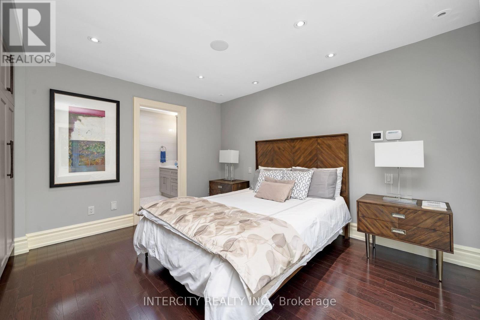 112 Mason Boulevard, Toronto, Ontario  M5M 3E3 - Photo 21 - C12178120