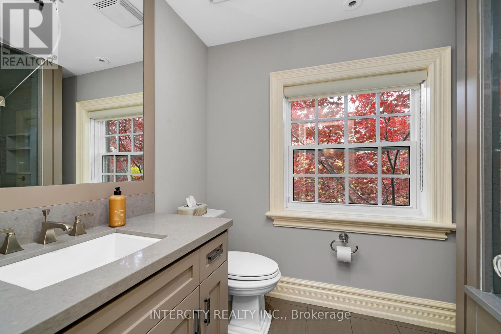 112 Mason Boulevard, Toronto, Ontario  M5M 3E3 - Photo 30 - C12178120