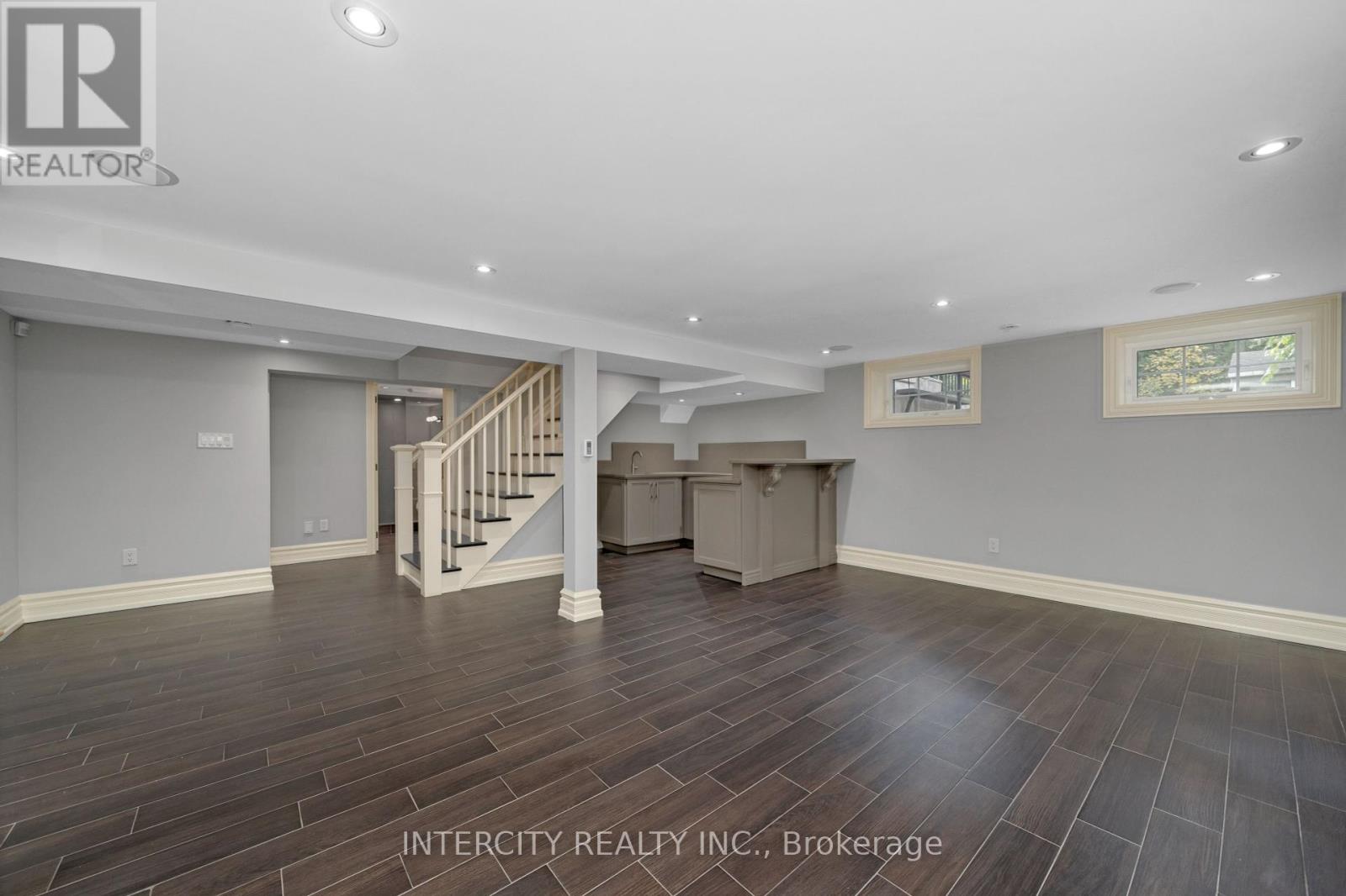 112 Mason Boulevard, Toronto, Ontario  M5M 3E3 - Photo 33 - C12178120