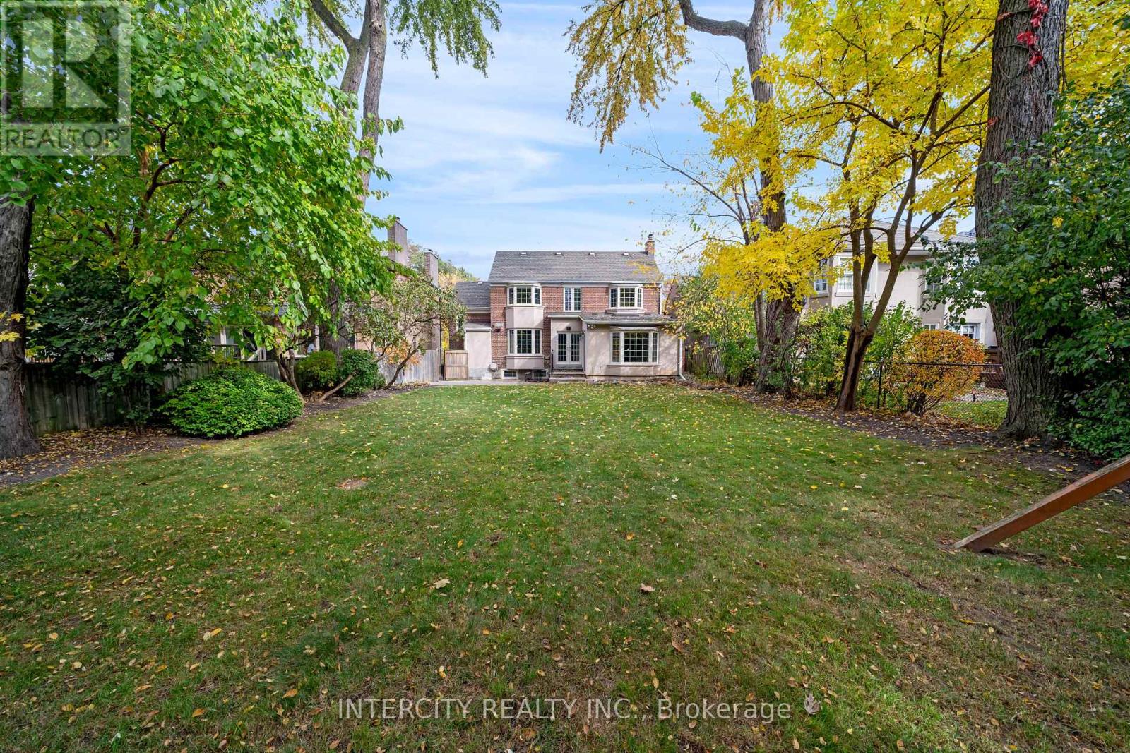 112 Mason Boulevard, Toronto, Ontario  M5M 3E3 - Photo 41 - C12178120
